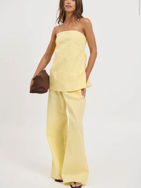Strapless Wide-Leg Jumpsuit Set in Pale Yellow